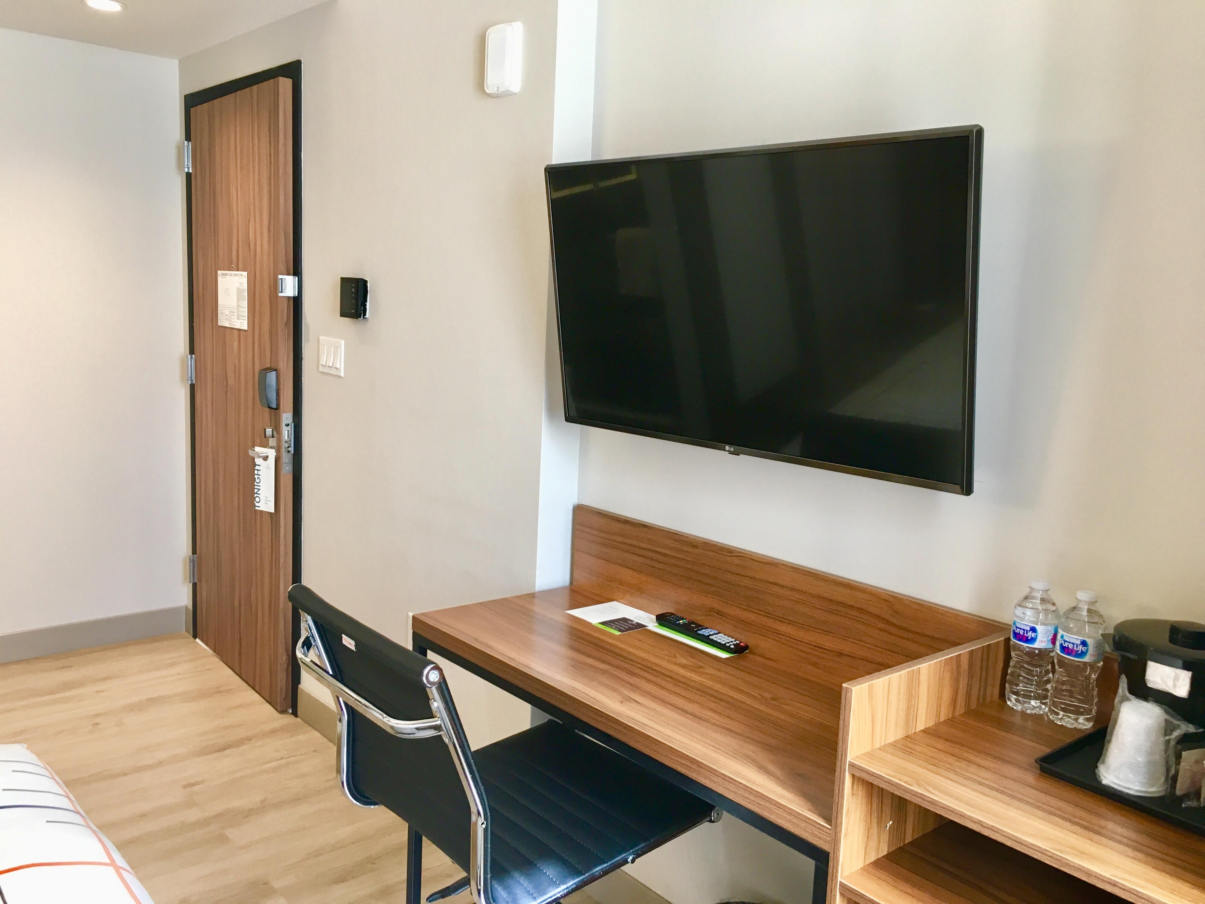 La Quinta By Wyndham Time Square South Hotel Ню Йорк Екстериор снимка