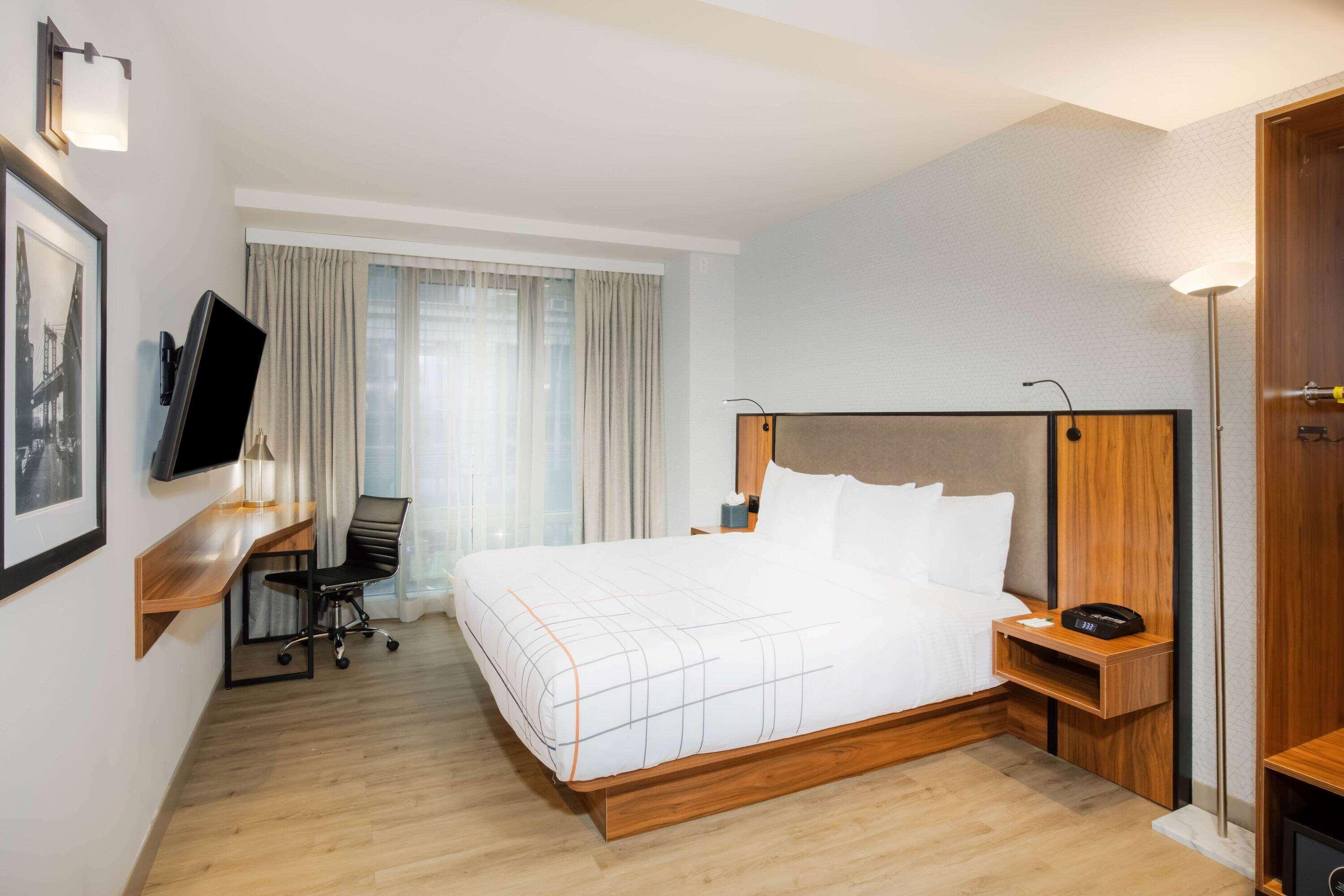 La Quinta By Wyndham Time Square South Hotel Ню Йорк Екстериор снимка