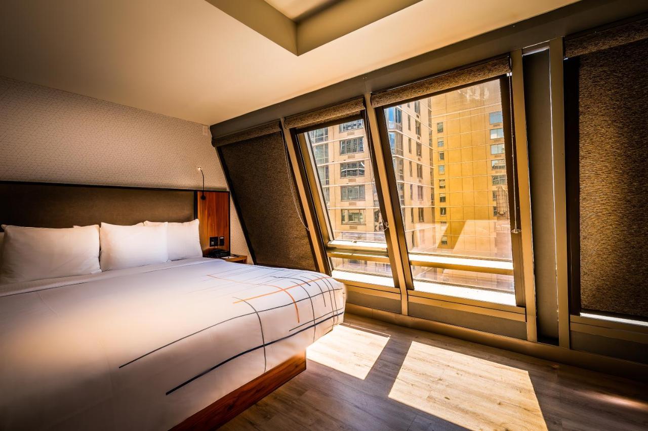 La Quinta By Wyndham Time Square South Hotel Ню Йорк Екстериор снимка